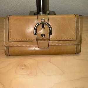 🔥Coach y2k🔥 Tan buckle Leather long Wallet